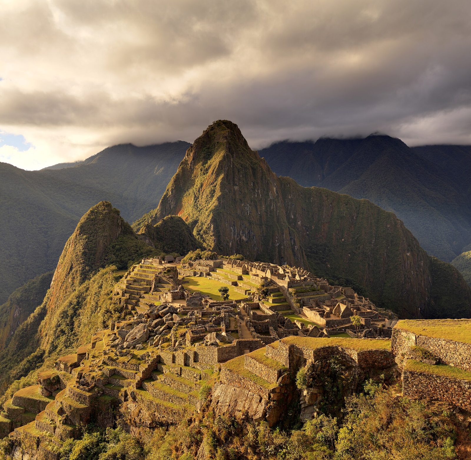 Machu Picchu at dawn, Peru